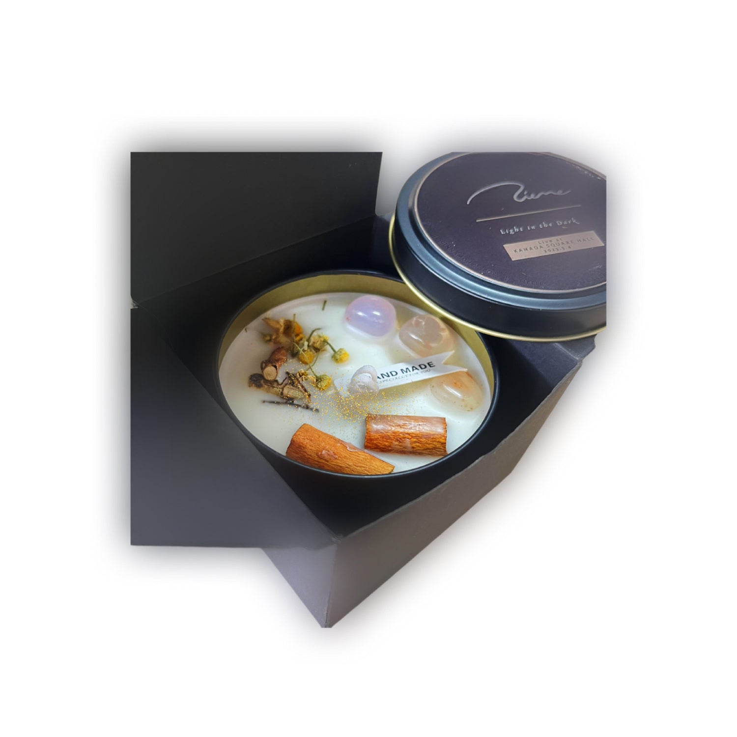 Light in the Dark アロマキャンドル