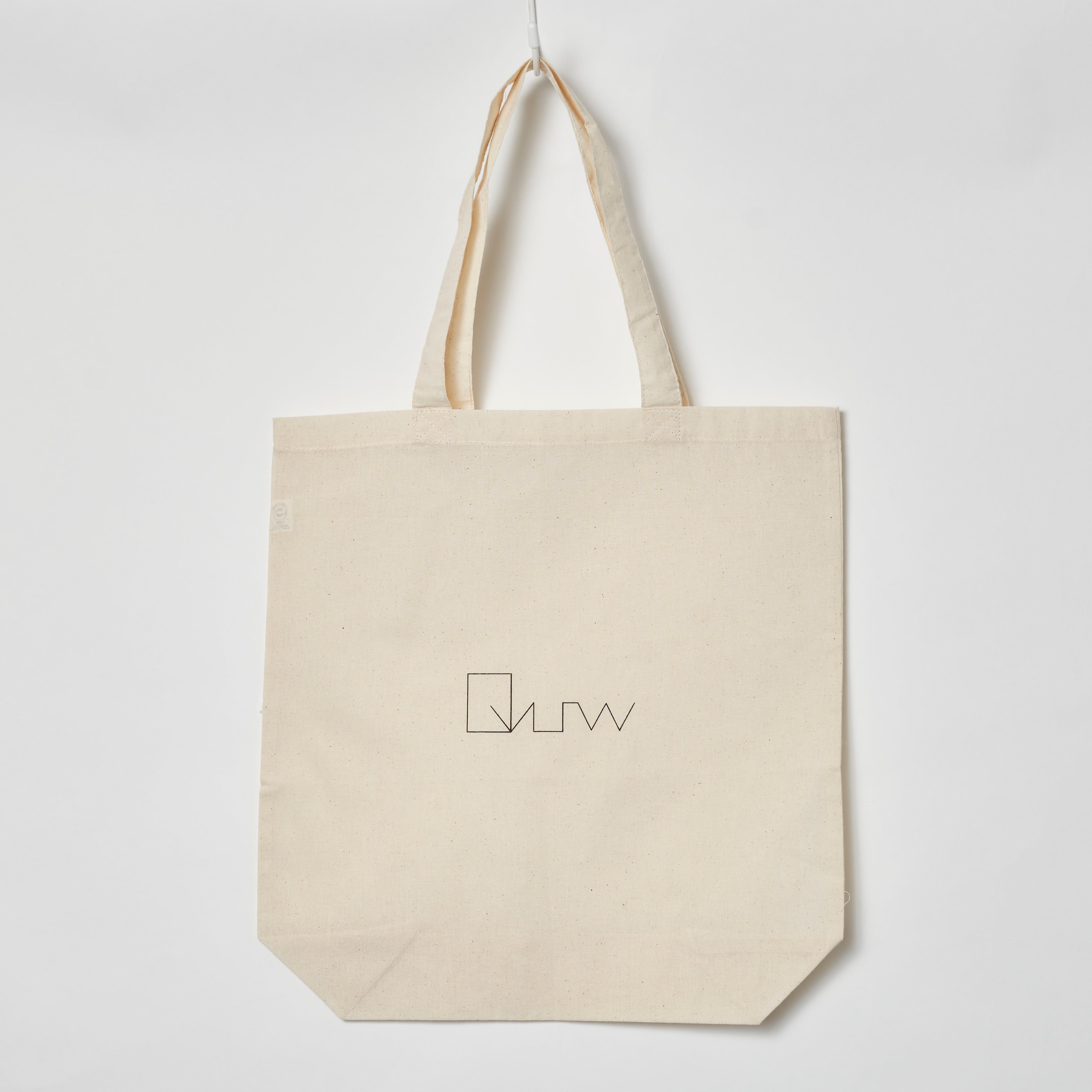 Quw tote bag