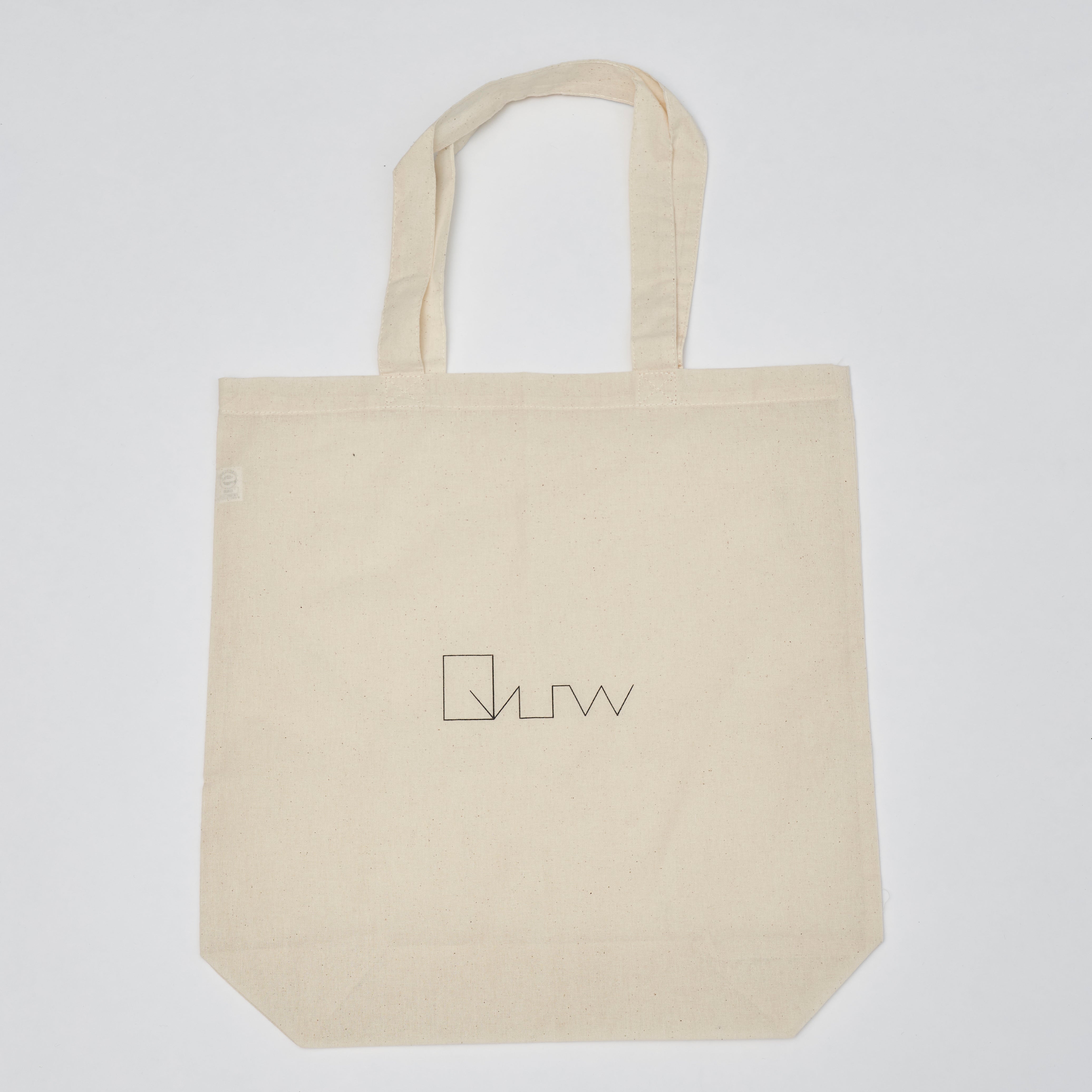 Quw tote bag