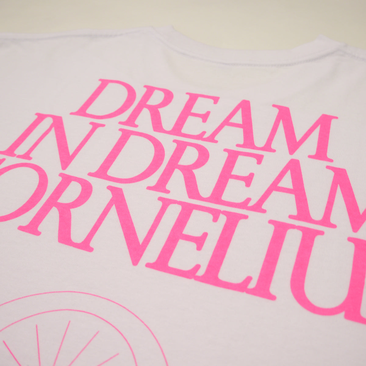 夢中夢 TOUR T-SHIRT (white×pink) – ワーナーミュージック・ストア