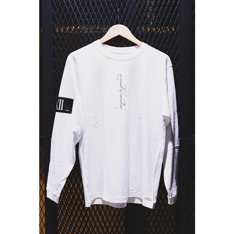 :12_White long sleeve T-shirts